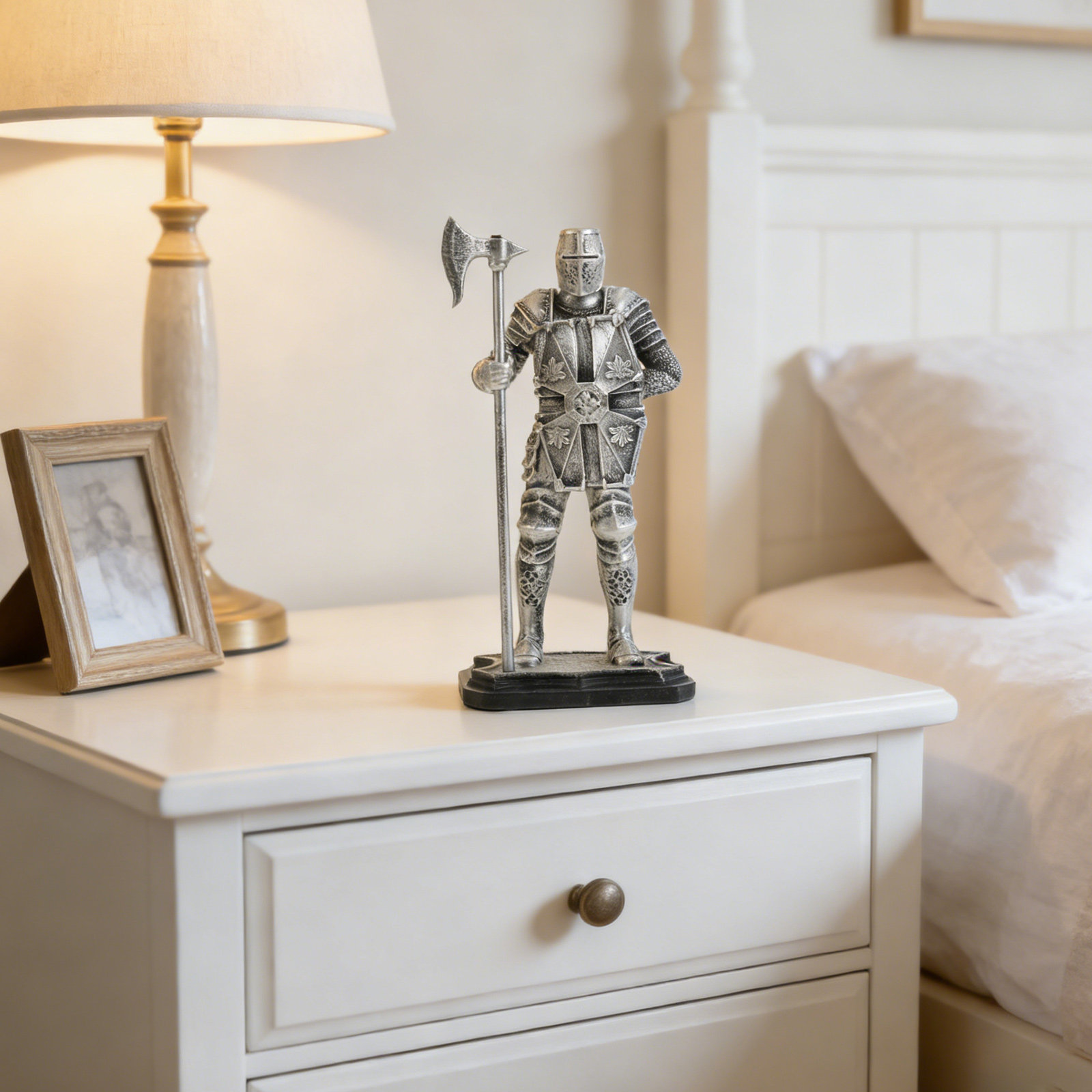 Medieval Knight Statue with Sh - Office Furniture For Sale 评论和价格